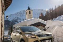 ford_kuga_001_01