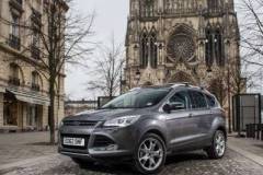 ford_kuga_009_01