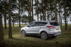 ford_kuga_012_01