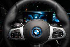 bmw_i4-28