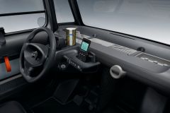 ami-oco-100-electric-ordinabile-in-italia-con-un-percorso-completamente-online-10