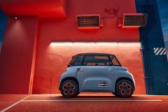 ami-oco-100-electric-ordinabile-in-italia-con-un-percorso-completamente-online-11