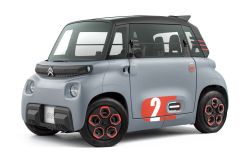 ami-oco-100-electric-ordinabile-in-italia-con-un-percorso-completamente-online-14