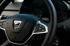 022_dacia_sandero