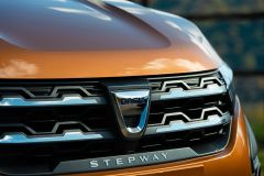 080_dacia_sandero