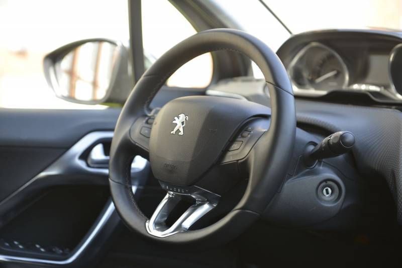 peugeot-2008-046