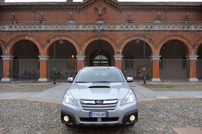 subaru-outback-m_014