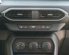 thumbs_021_dacia_sandero_spi6668