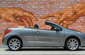Peugeot 207 CC come per magia, a cielo aperto