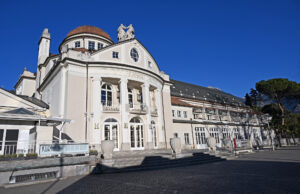 MERANO, LA CITTA’ CHE NON TI ASPETTI FRA LE PALME DEL PASSIRIO