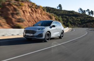 Debutta la nuova Ford Kuga Graphite Tech Edition