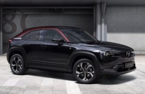 Mazda ha iniziato la produzione in serie della MX-30 e-Skyactiv R-EV