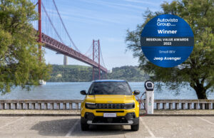 Jeep® Avenger vince il Premio Small BEV Autovista Group Residual Value 2023
