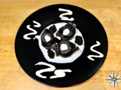 Mare in Black&White: Tortelloni al nero di polpo e salmone con burrata, olive nere e uova di ciclottero