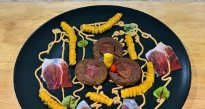 Tapas di gofio con Pata Negra, Chorizo, mais e maionese al cumino