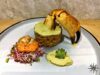 Cicerchie al pesto di cactus con capasanta e polpa di granchio