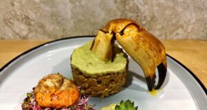 Cicerchie al pesto di cactus con capasanta e polpa di granchio