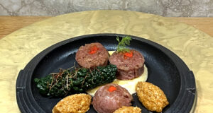 Salame di Turgia alla genziana, con toma di Lanzo e mojo de almendras
