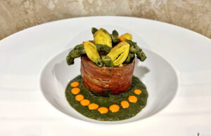 Busiate trapanesi con pesto di cavolo nero, crudo di Langhirano e bottarga di anatra