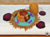 Stracotto di cervo con cremoso di fiori di salvia e coulis di mirtilli
