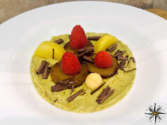 Trifoglio di cocomero giallo con salsa Worcestershire e crema di avocado
