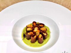 Mezze maniche al caffè con gamberetti fritti e pesto di broccoli e rucola