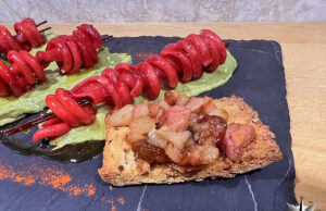 Spiedini “vesuviani” al pesto di rucola e avocado con brunoise di nervetti