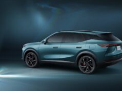 Omoda 7 SHS-P: debutto in Italia per il crossover plug-in hybrid da 279 CV