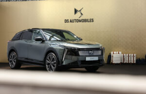 DS N°7: debutto ufficiale del nuovo SUV elettrico del marchio francese