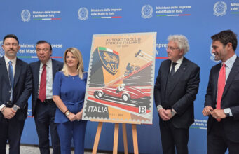 ASI CELEBRA 60 ANNI CON UN FRANCOBOLLO COMMEMORATIVO