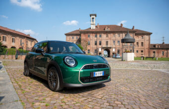 MINI COOPER 5 porte, esplorazione alla Regia Mandria di Chivasso