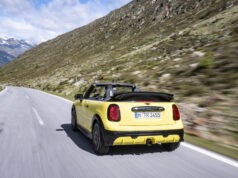 MINI John Cooper Works Cabrio: 231 CV a cielo aperto per l’estate 2026