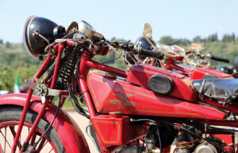 Giornate Mondiali Guzzi 2026, ASI porta a Mandello 105 anni di storia