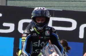 Bulega e Pirelli all’Estoril, la nona tripletta porta a 29 vittorie Foto d'archivio: MotoGP - Sachsenring 2017 (35773644536) - Nicolò Bulega (cropped)