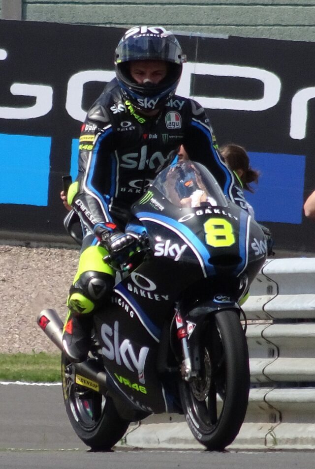 foto-12 Foto d'archivio: MotoGP - Sachsenring 2017 (35773644536) - Nicolò Bulega (cropped)