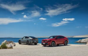 BMW iX4: il SUV coupé elettrico debutta con due versioni xDrive BMW iX4: il SUV coupé elettrico debutta con due versioni xDrive